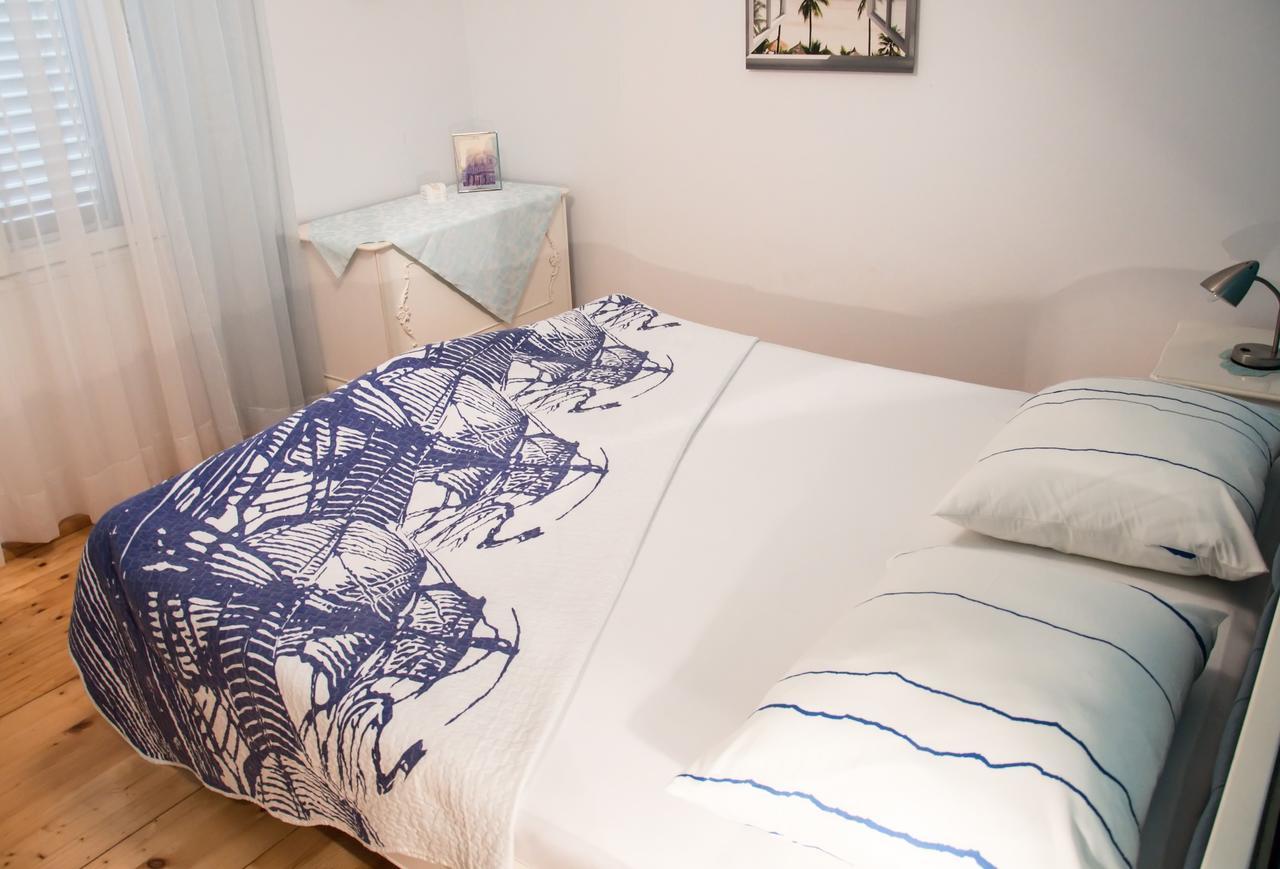 Apartment Lambasa Vodice Eksteriør billede