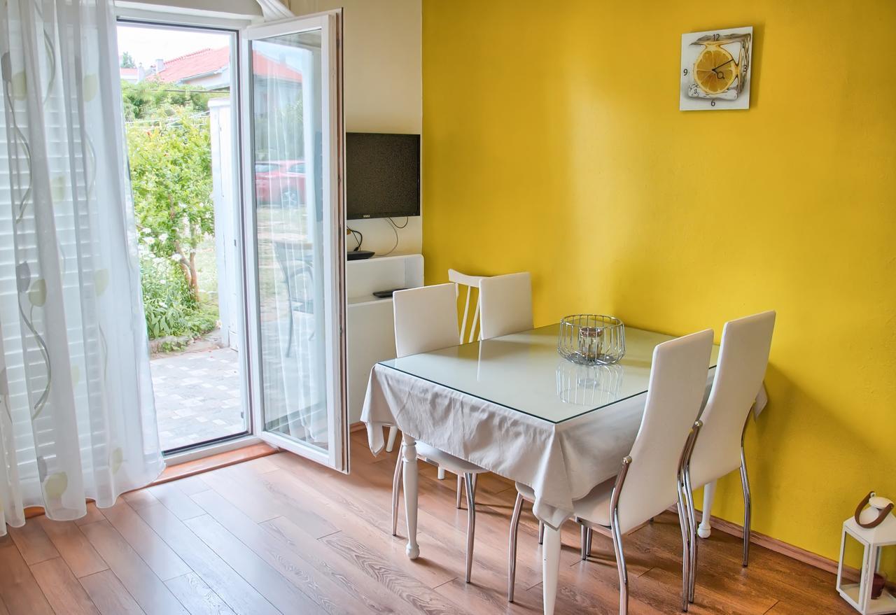 Apartment Lambasa Vodice Eksteriør billede